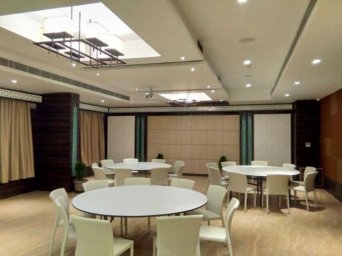Hotel Aadrika Chikmagalūr Esterno foto
