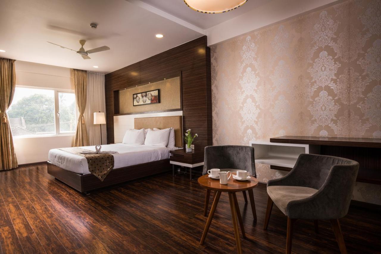 Hotel Aadrika Chikmagalūr Esterno foto